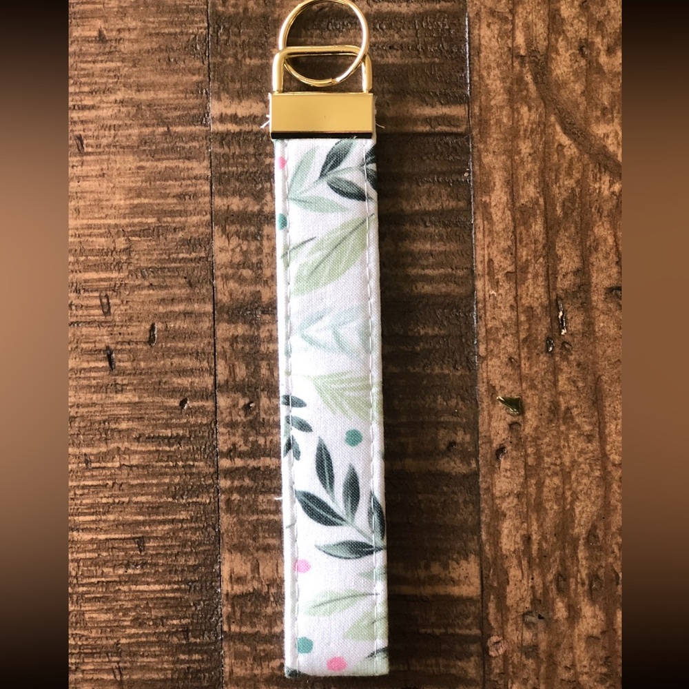 Wristlet keychains - Picture 14 of 15